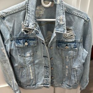 PacSun light wash distressed jean jacket - s